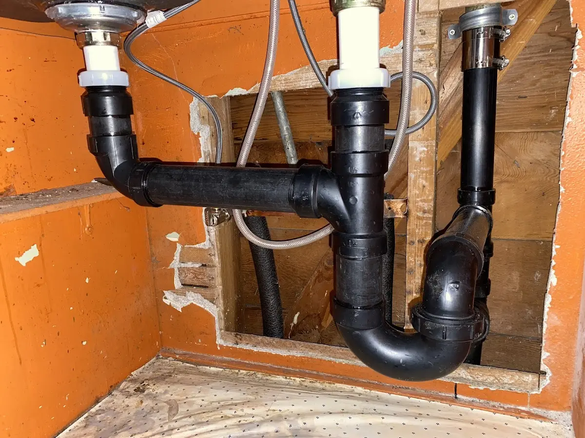 Professional Pipe Bursting equipment and tools on the job in Riverwoods